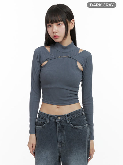 chain-cut-out-turtleneck-cropped-top-oo401 / Dark gray