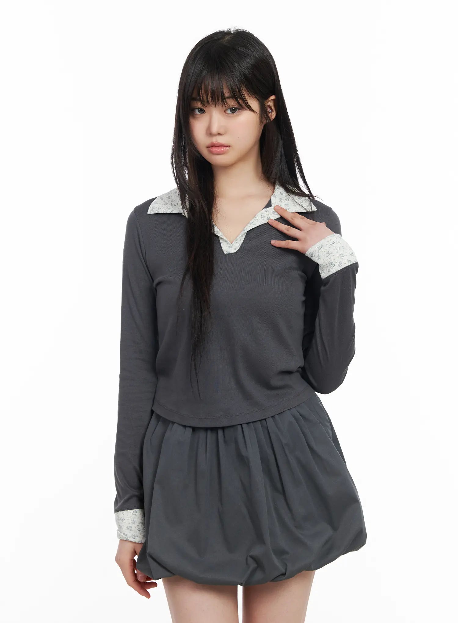 two-tone-collar-floral-long-sleeve-tee-cm513 / Dark gray