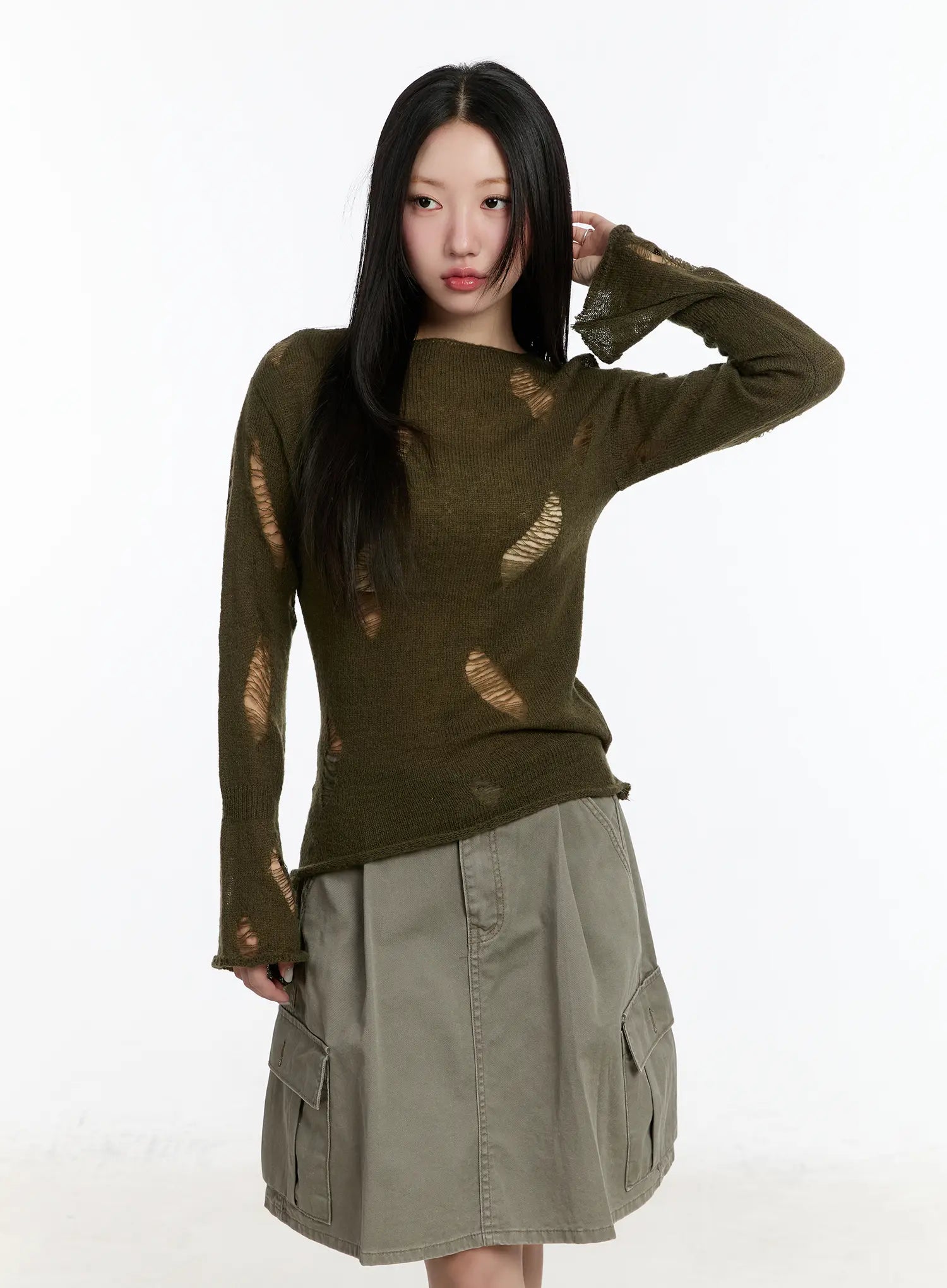 distressed-knit-long-sleeve-top-cm511 / Dark green