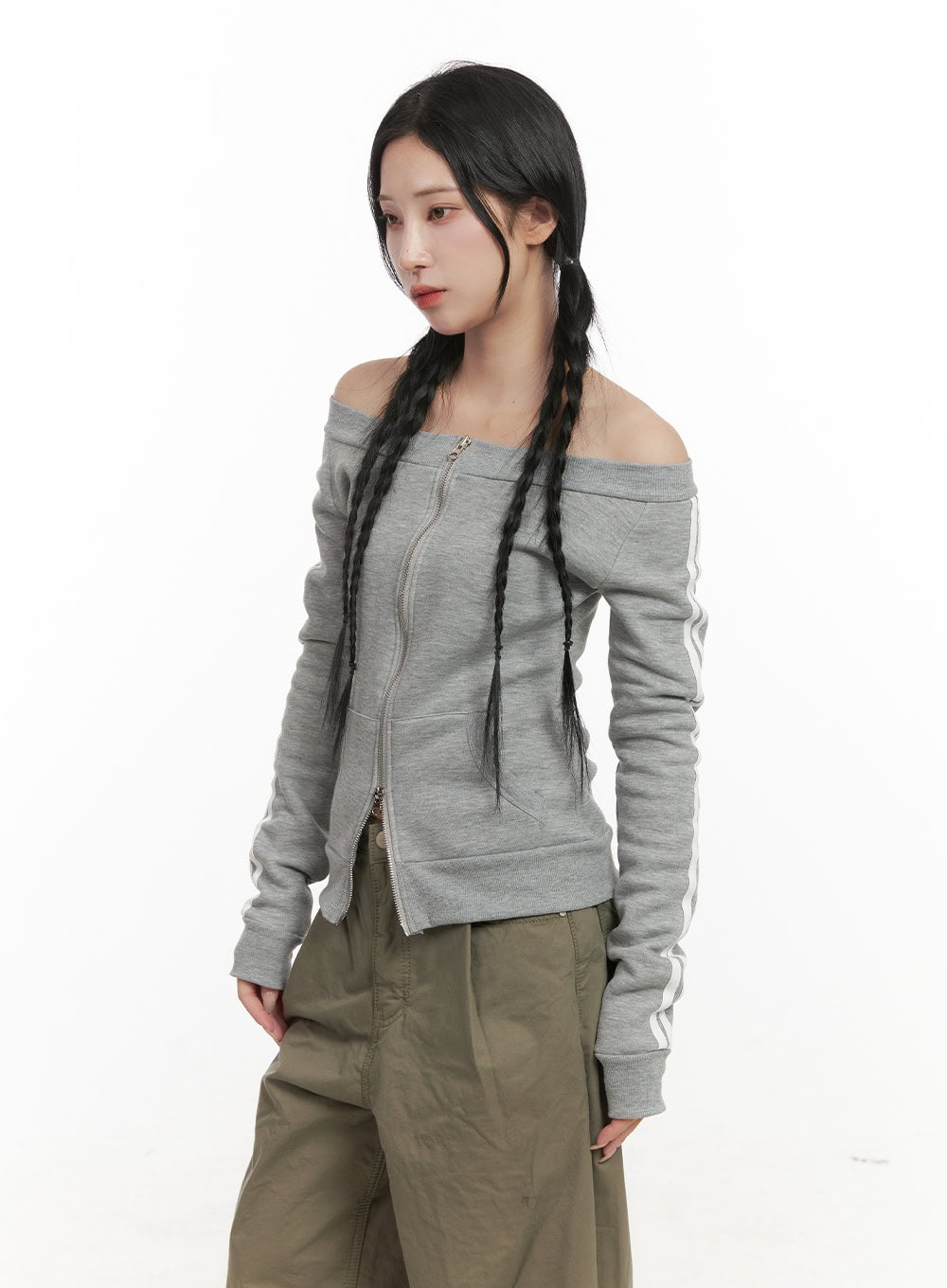 off-shoulder-zip-up-long-sleeve-top-cd410 / Gray