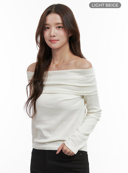 chic-solid-off-shoulder-blouse-oo421 / Light beige