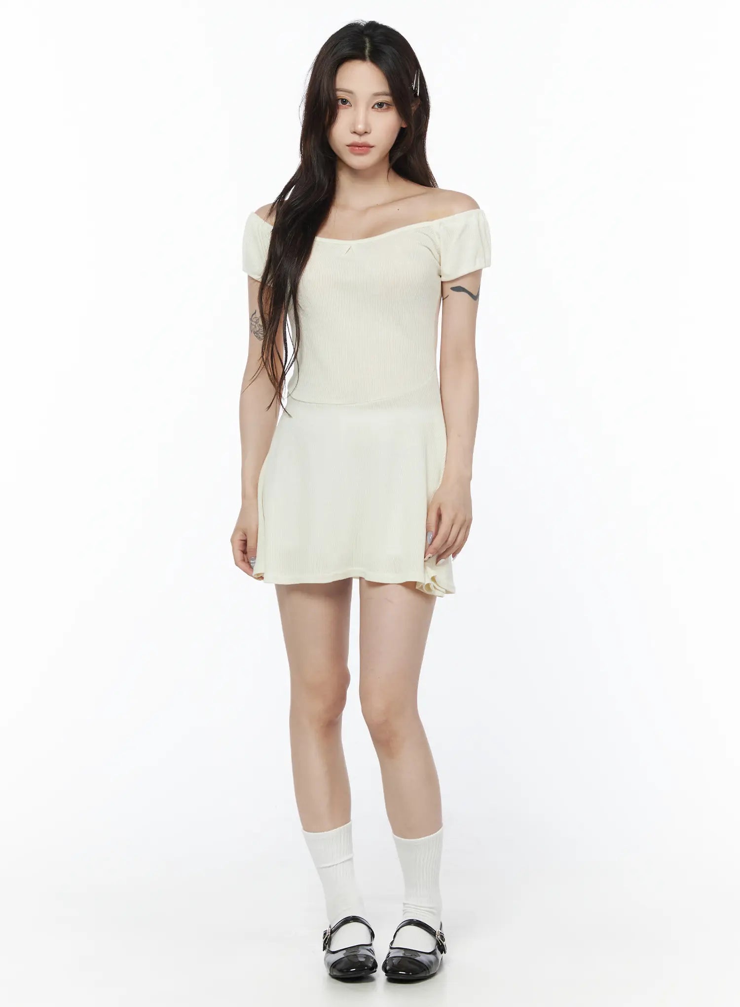off-shoulder-flare-mini-dress-cu510 / Light beige