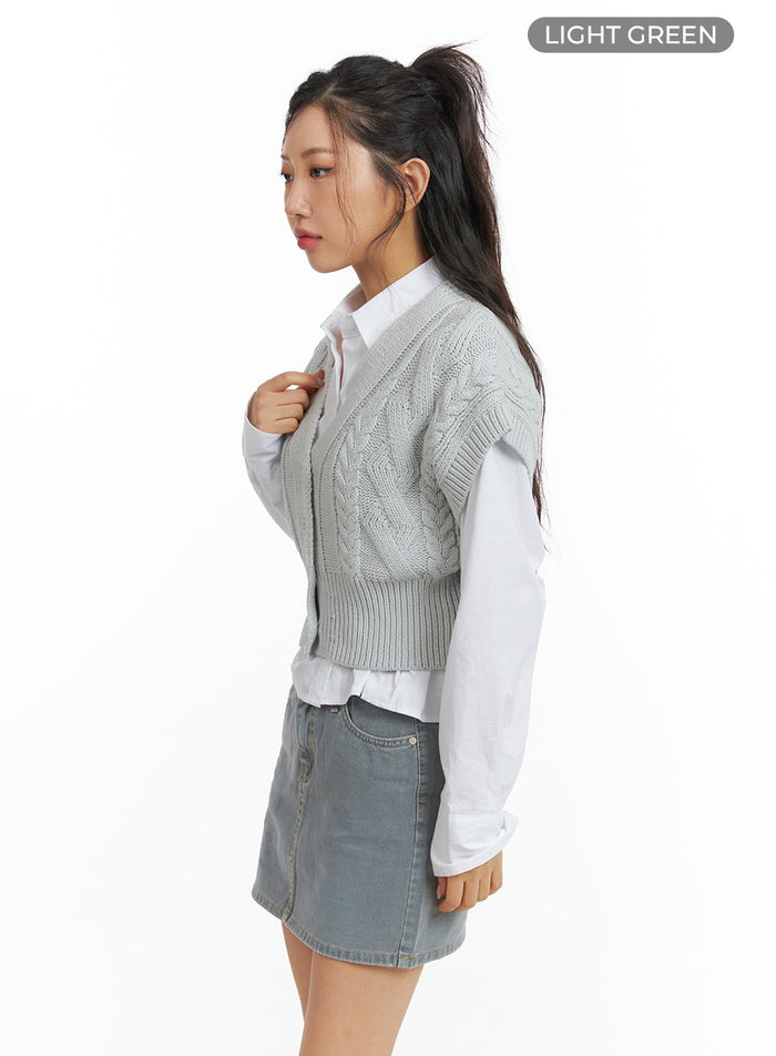 cable-knit-buttoned-vest-cf427 / Light gray