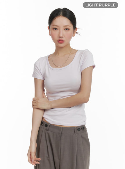 u-neck-slim-fit-tee-ca409 / Light purple