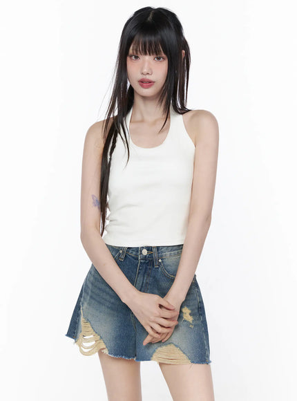 basic-halter-neck-tank-cu519 / White
