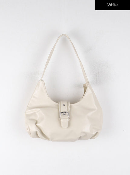 faux-leather-belted-shoulder-bag-od327 / White