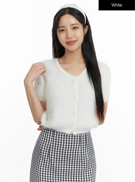 fuzzy-v-neck-button-short-sleeve-sweater-of416 / White