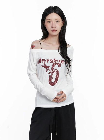 graphic-off-shoulder-long-sleeve-shirt-cs529 / White