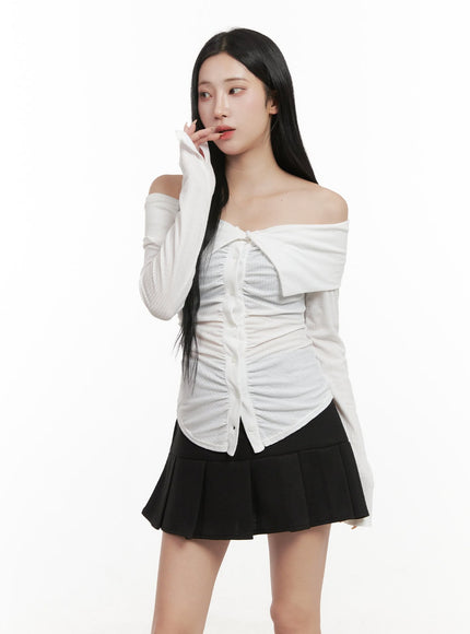 shirred-off-shoulder-blouse-cd409 / White