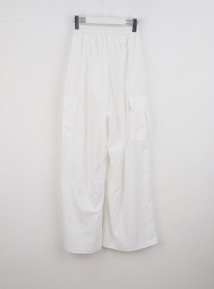 parachute-cargo-pants-ig313