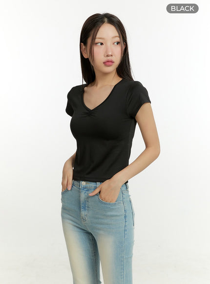 v-neck-crop-top-cu428 / Black