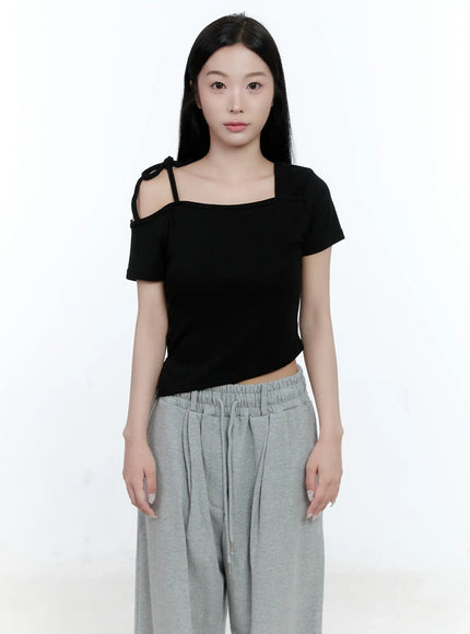 asymmetric-off-shoulder-tee-cg501 / Black