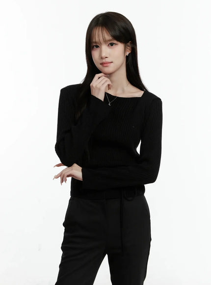 asymmetrical-boat-neck-knit-top-cd523 / Black