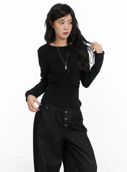 classic-u-neck-pin-tuck-long-sleeve-tee-cn528 / Black