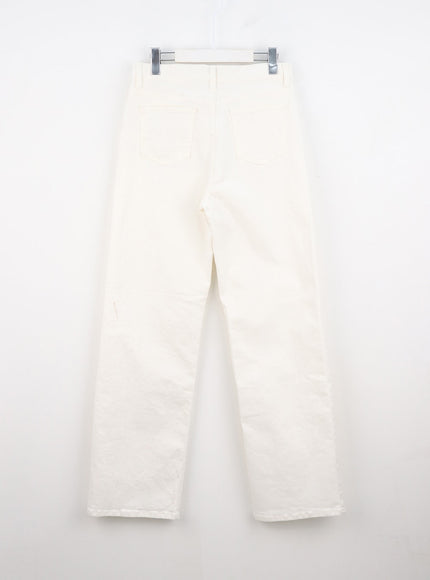 straight-leg-jeans-oo319