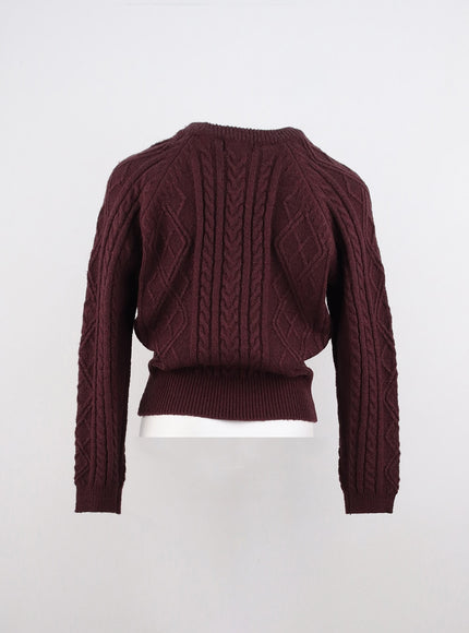 classic-cable-knit-sweater-oo319