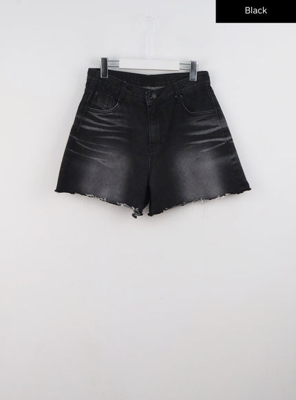 low-rise-wide-denim-shorts-cg302