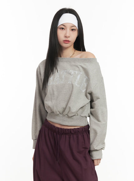 soft-cotton-graphic-cropped-sweatshirt-cf514 / Gray