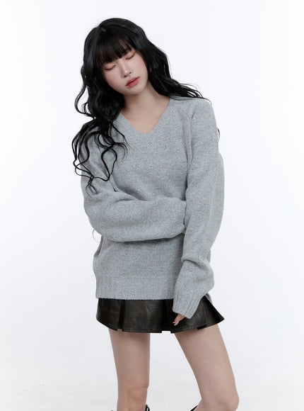 soft-knit-v-neck-sweater-cd420 / Gray