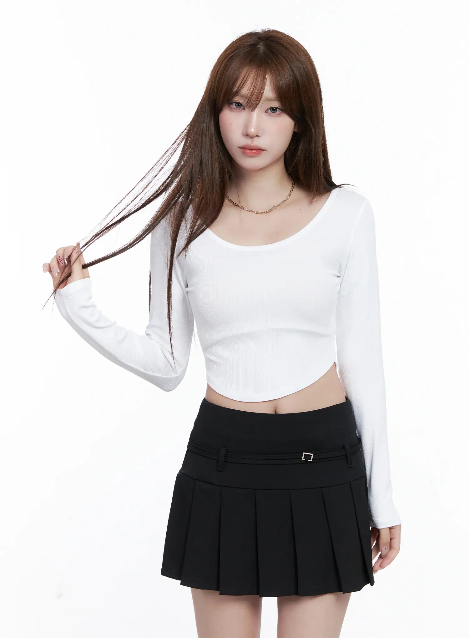 u-neck-crop-long-sleeve-top-cg529 / White