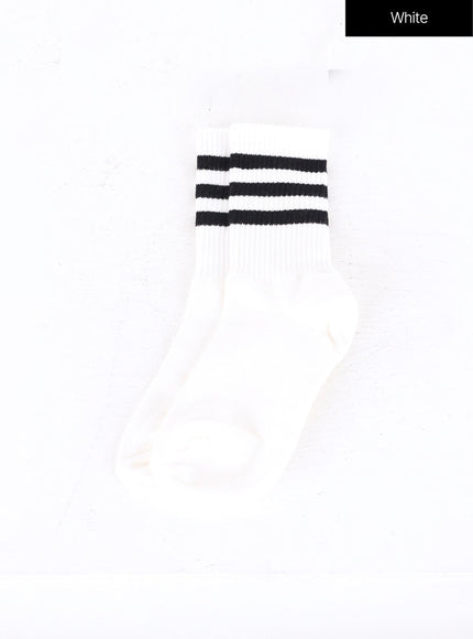 sporty-striped-cotton-midi-socks-in302 / White