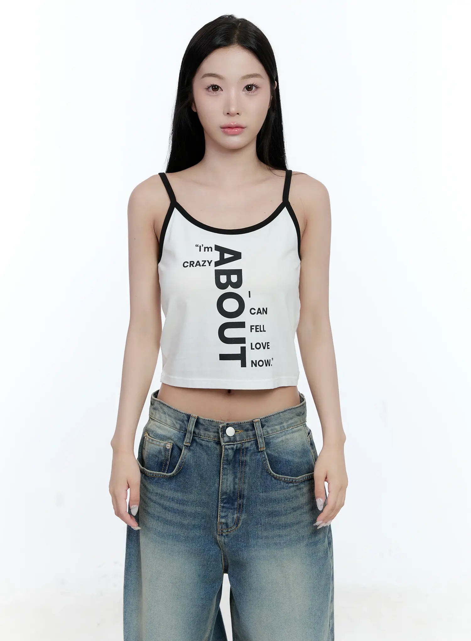 contrast-graphic-tank-top-cg501 / White