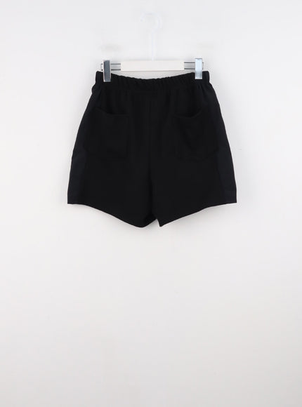 wide-bermuda-sweatshorts-cg330