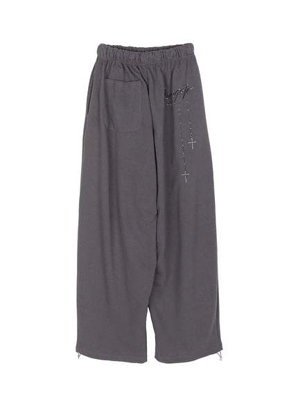 graphic-lettering-studded-wide-leg-sweatpants-cu518