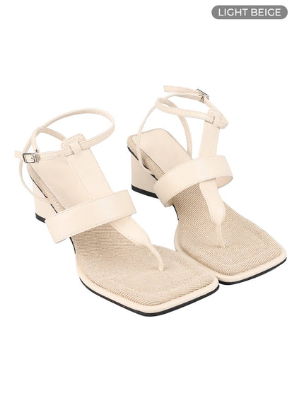 strap-heeled-sandals-oy408