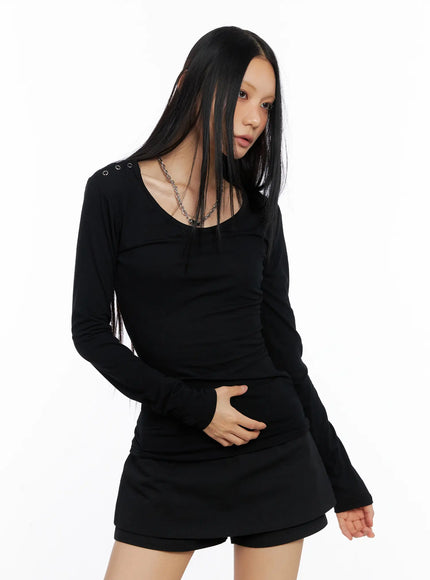 shoulder-snap-detail-long-sleeve-cs509 / Black