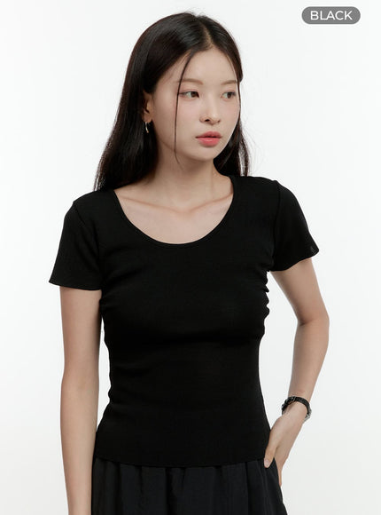 u-neck-slim-fit-top-ol430 / Black