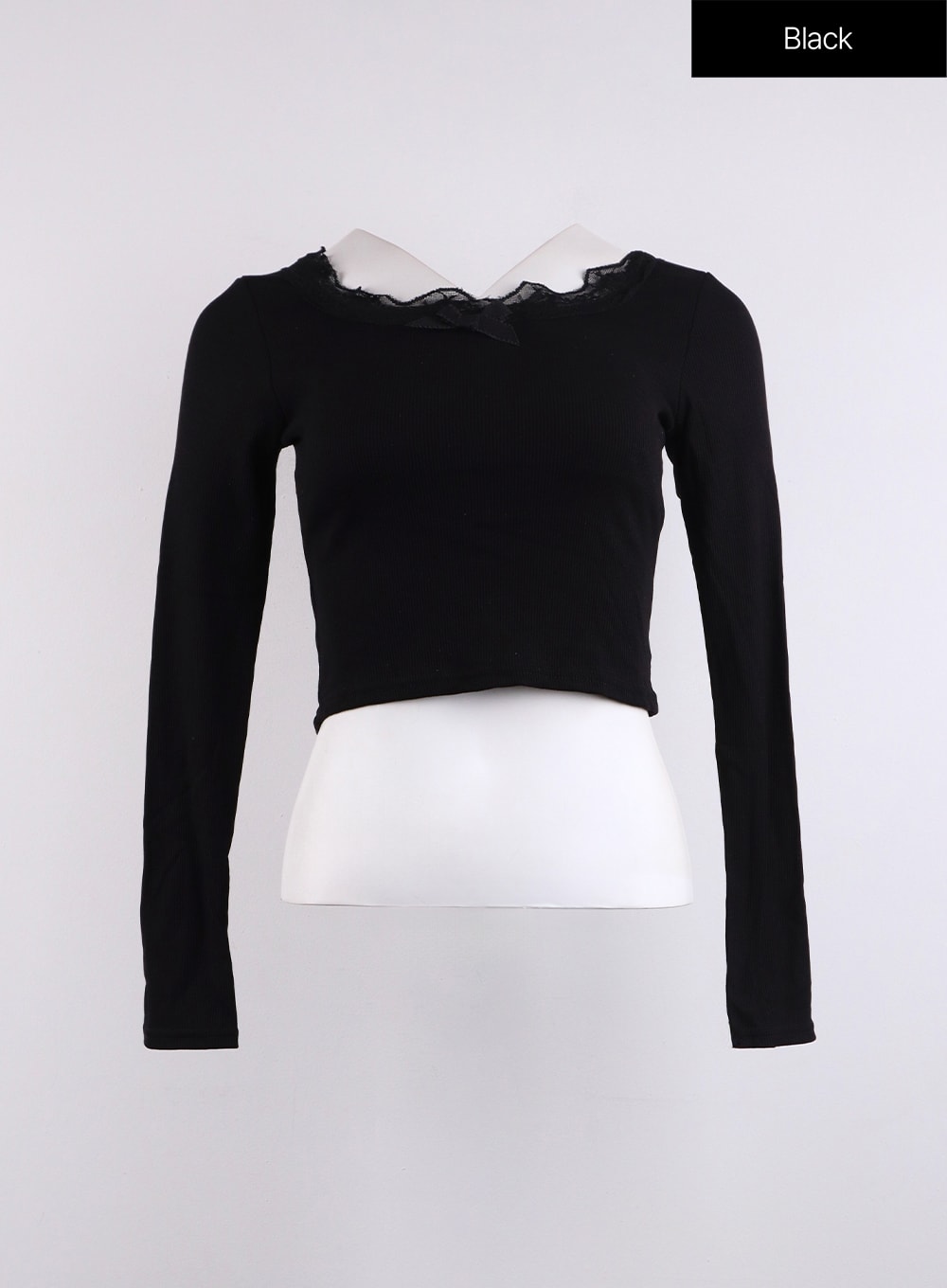 u-neck-lace-long-sleeve-tee-cj423 / Black