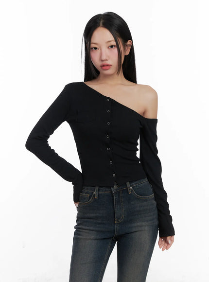 asymmetric-buttoned-shoulder-top-cd501 / Black