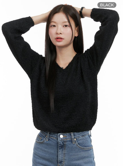 fuzzy-v-neck-knit-sweater-og419 / Black