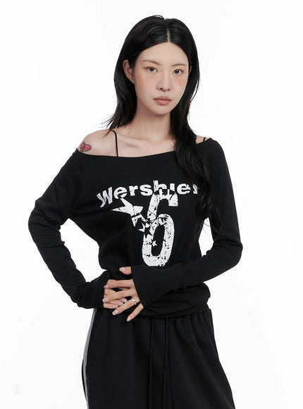 graphic-off-shoulder-long-sleeve-shirt-cs529 / Black