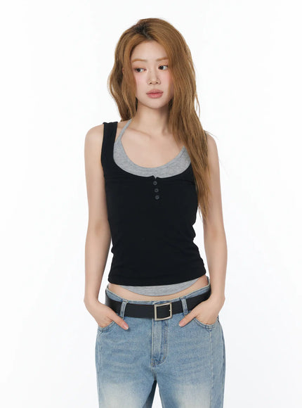 button-detail-layered-sleeveless-top-cy508 / Black