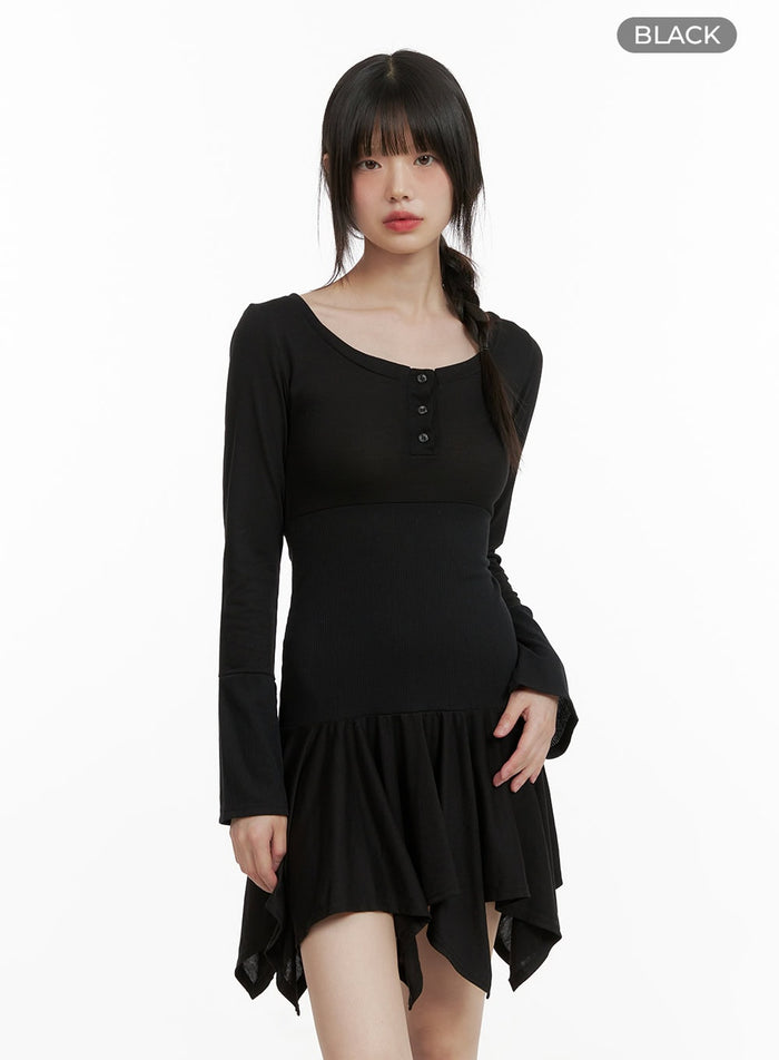 scoop-neck-buttoned-mini-dress-cy428 / Black