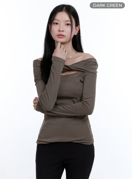 twist-stripe-off-shoulder-top-oo429 / Dark green