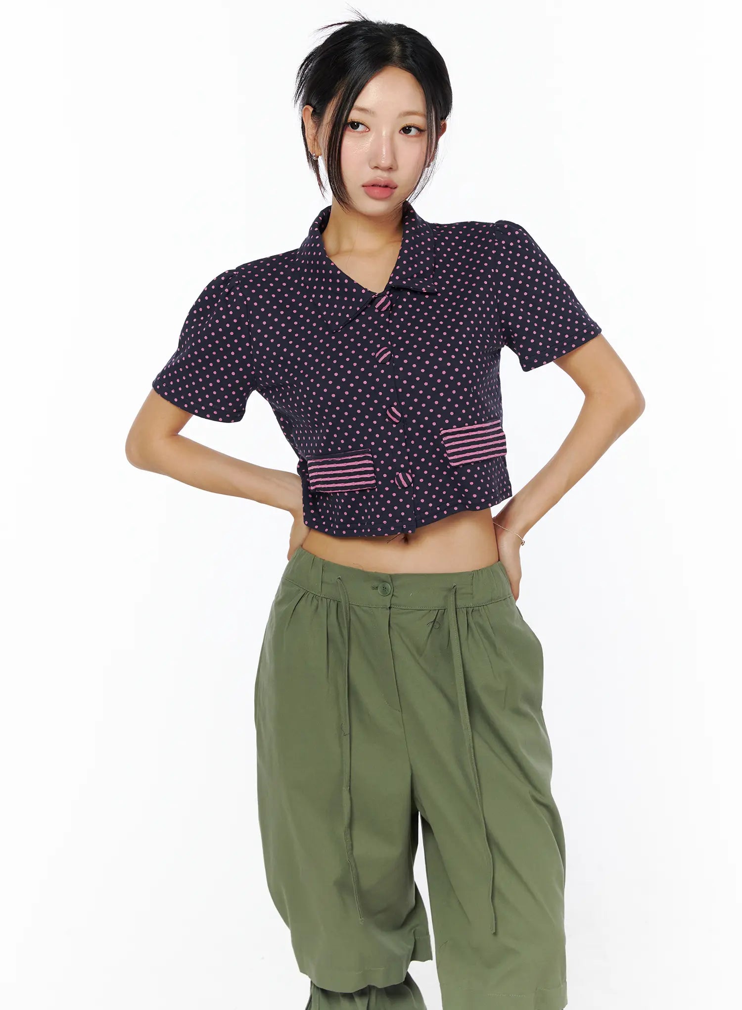 collared-polka-dot-crop-cardigan-cu512 / Dark purple