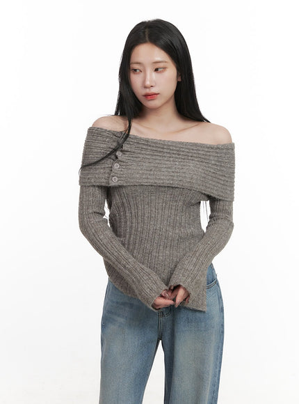 off-shoulder-buttoned-sweater-cj517 / Gray