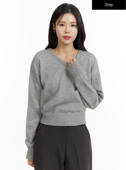 v-neck-knit-sweater-of408 / Gray