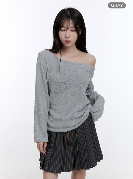 fuzy-soft-off-shoulder-long-sleeve-top-co418 / Gray