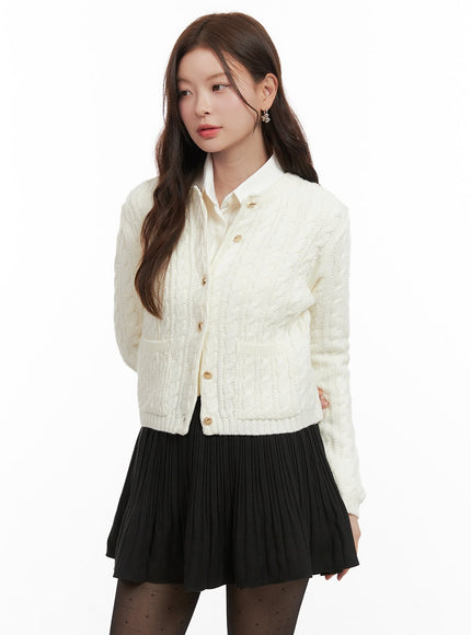 cozy-cable-knit-buttoned-cardigan-od403 / Light beige