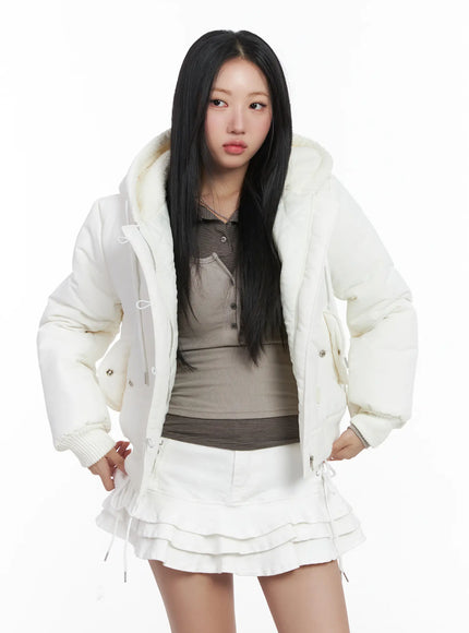 button-faux-fur-crop-puffer-jacket-cd529 / Light beige