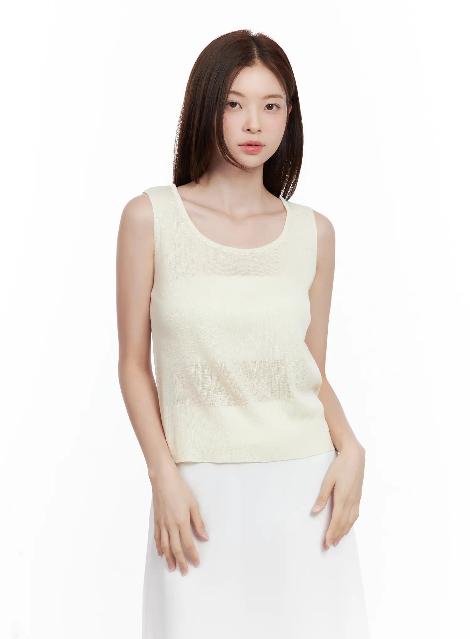 lightweight-scoop-neck-tank / Light beige