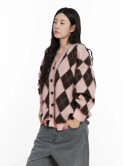 oversized-argyle-knit-cardigan-cn512 / Light pink