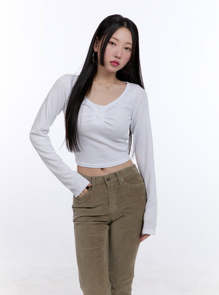 shirred-long-sleeve-buttoned-crop-tee-cj513 / White