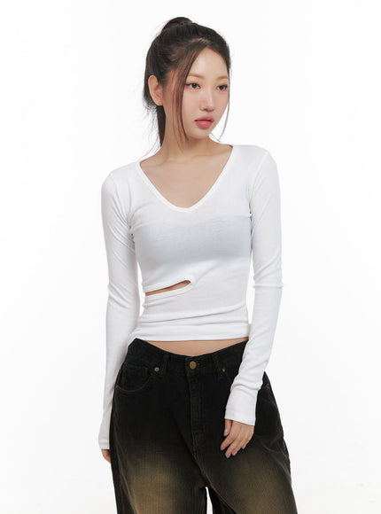 v-neck-cut-out-top-cd416 / White