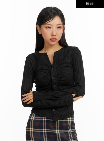 v-neck-shirred-buttoned-top-cf408 / Black