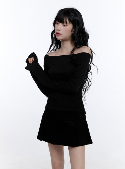 essential-off-shoulder-long-sleeve-top-cd419 / Black